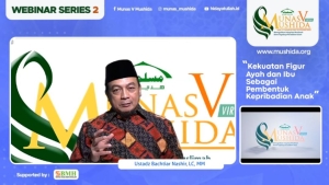 Menjadi Orangtua Yang Ideologis dengan Hikmah