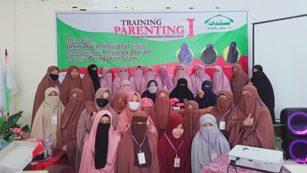 Muslimat Hidayatullah Sulawesi Barat Selenggarakan Training Parenting I