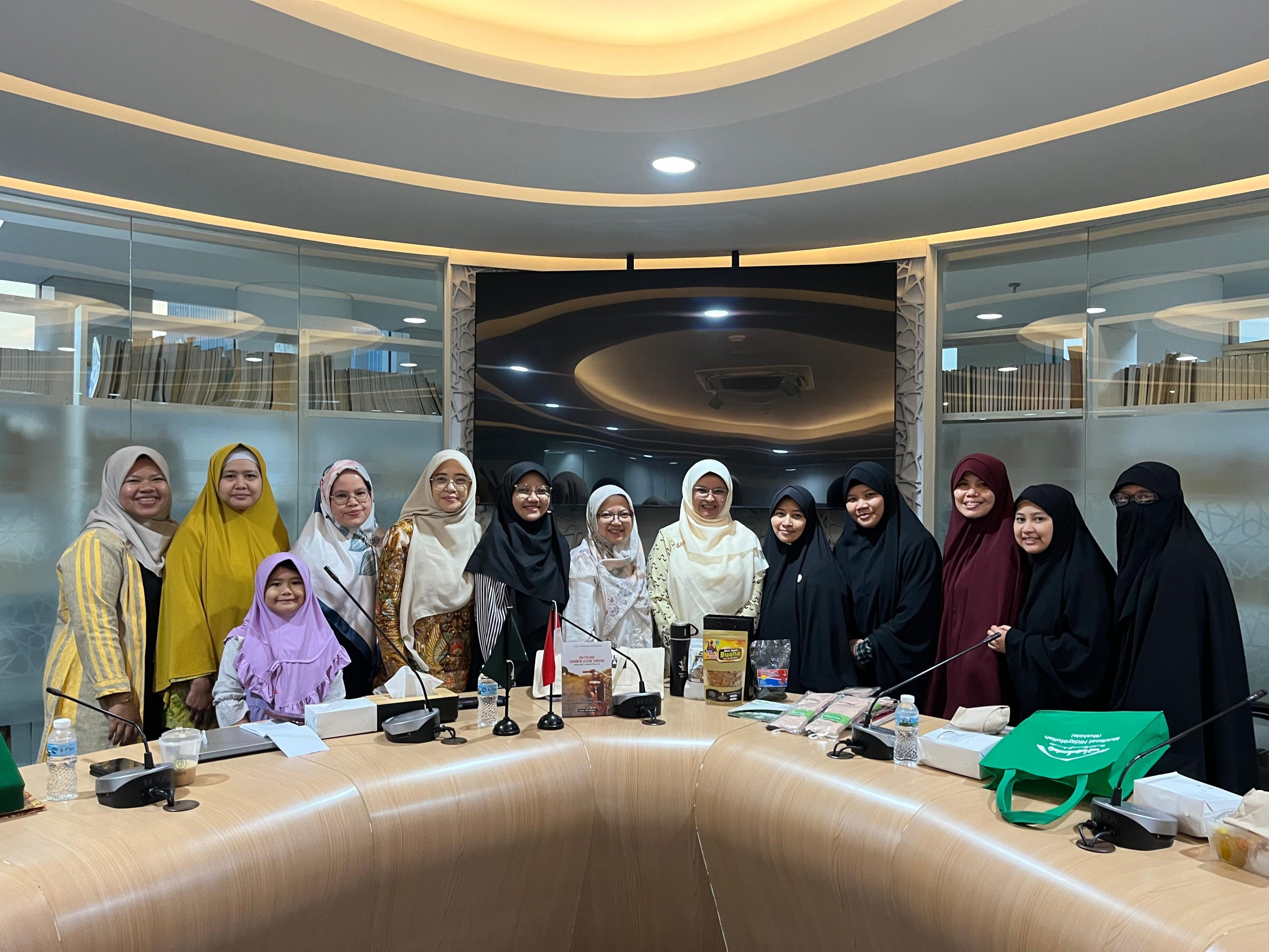 Silaturahmi PP Muslimat Hidayatullah dan PP Nasyiatul Aisyiyah