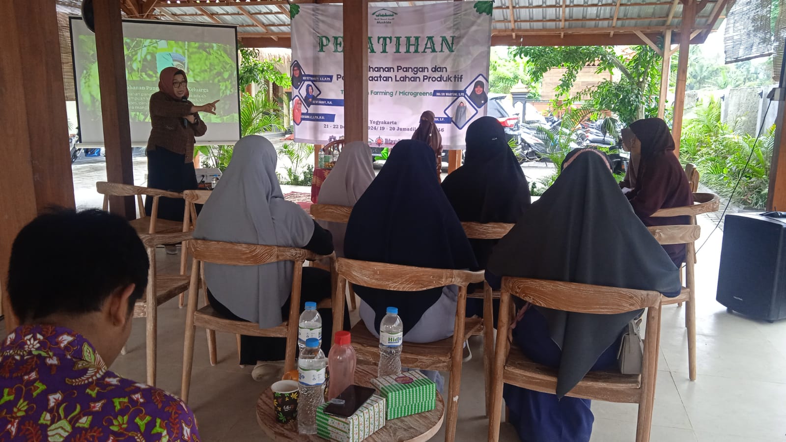 Muslimat Hidayatullah Selenggarakan Pelatihan Ketahanan Pangan dan Pemanfaatan Lahan Produktif