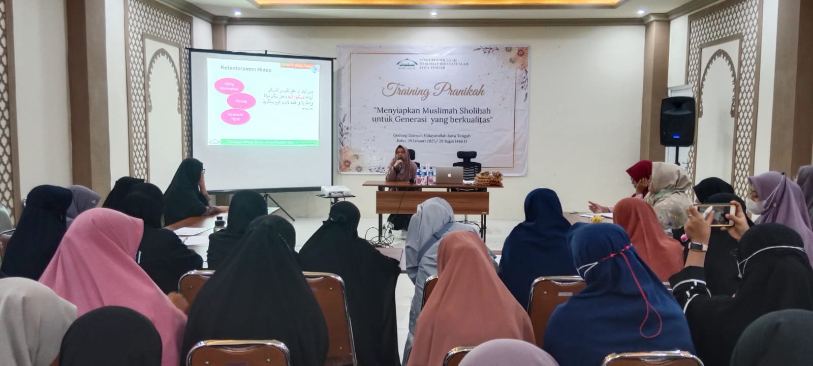Training Pranikah PW Mushida Jateng: Persiapkan Remaja Putri Menjadi Calon Istri