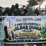 Muslimat Hidayatullah Batam Semarakkan HSJD melalui Aksi Berbagi Pakaian Muslimah