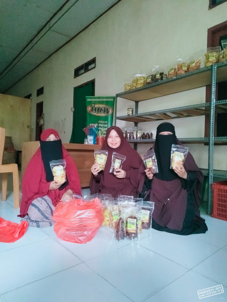 Perkuat Ekonomi Umat, Muslimat Hidayatullah Luwu Timur Sinergi dengan UMKM Muslim